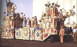 Il carro trionfale alla festa della Madonna della Bruna 1978, Matera